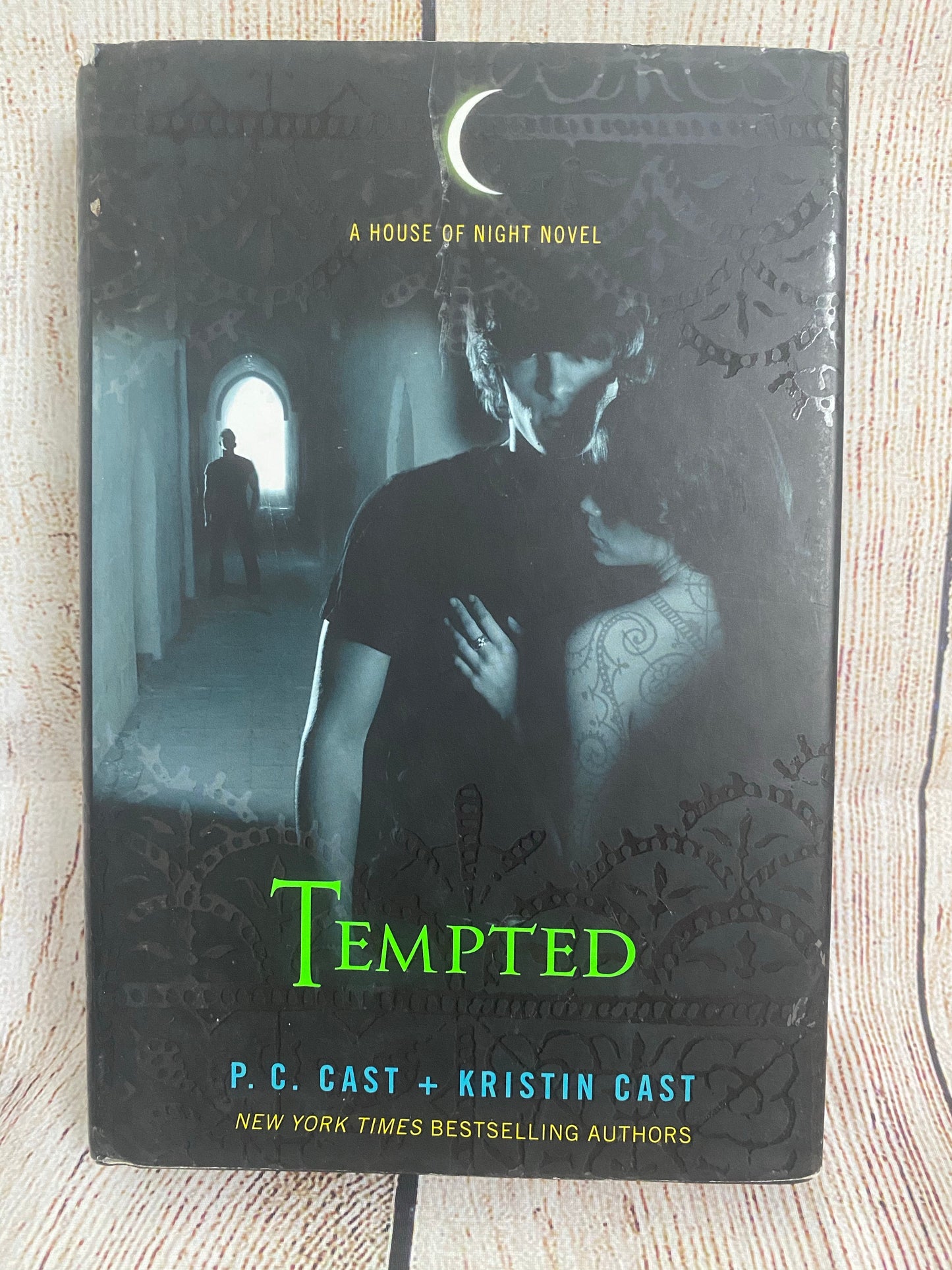 Tempted - P.C.Cast and Kristin Cast